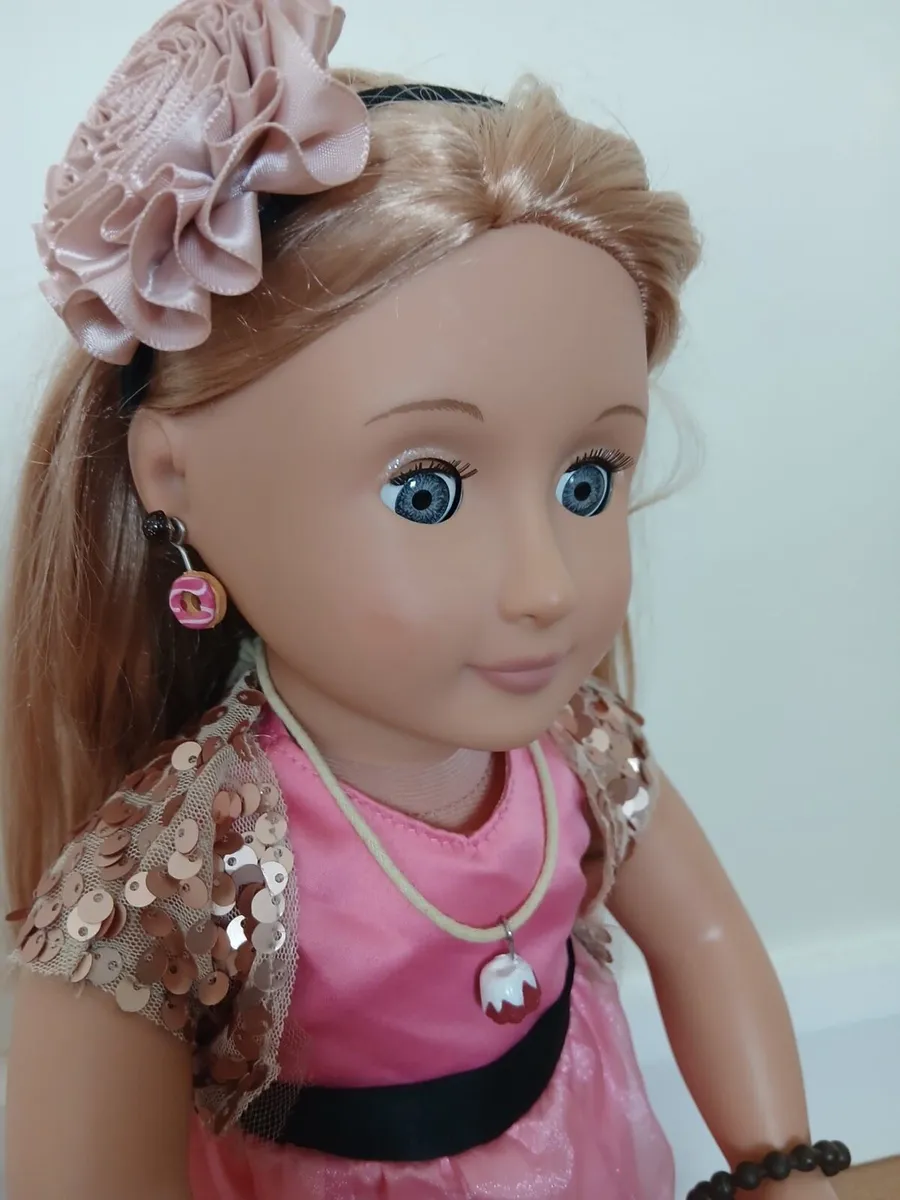 Our Generation Audra jewellery doll - Image 1