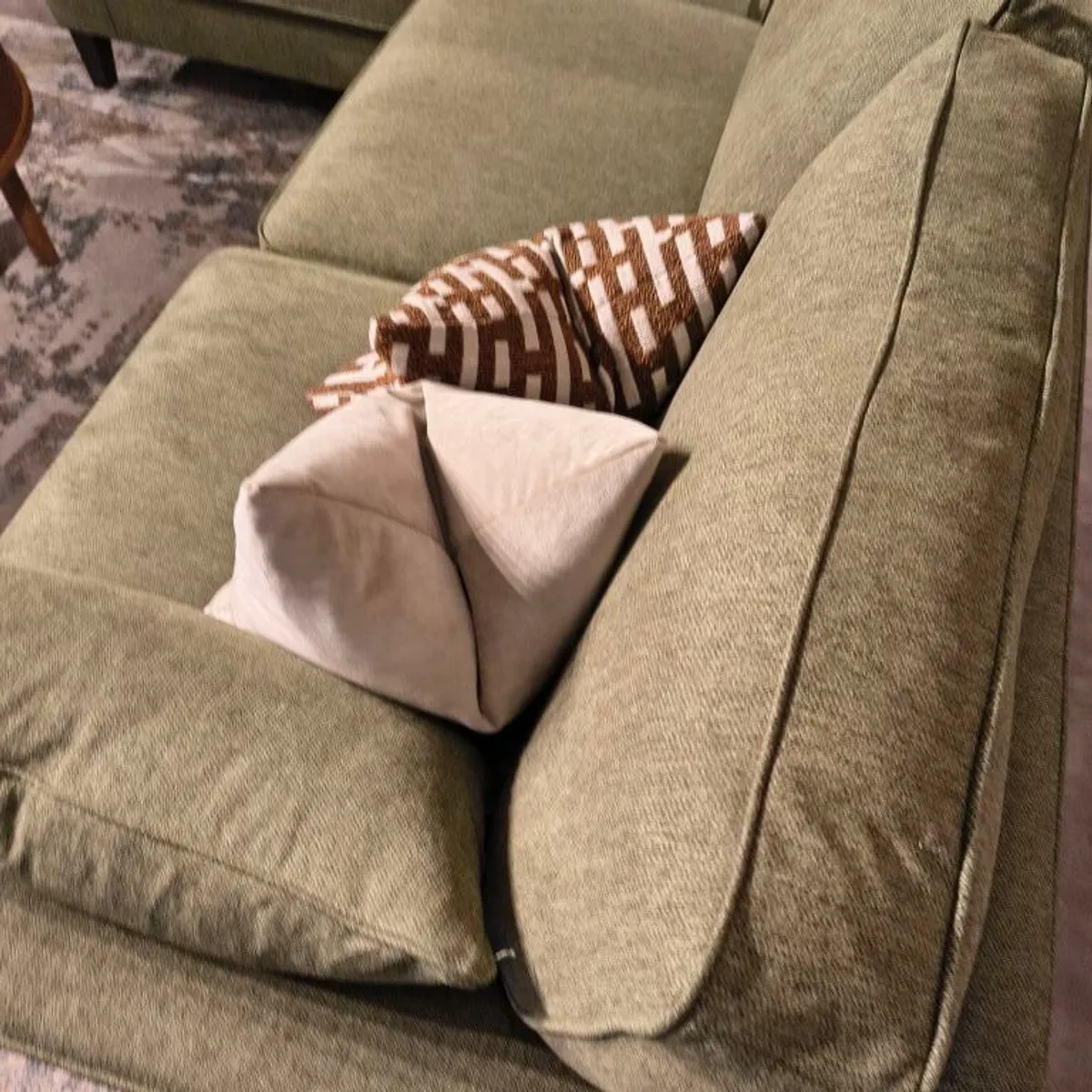 sofa - Image 2