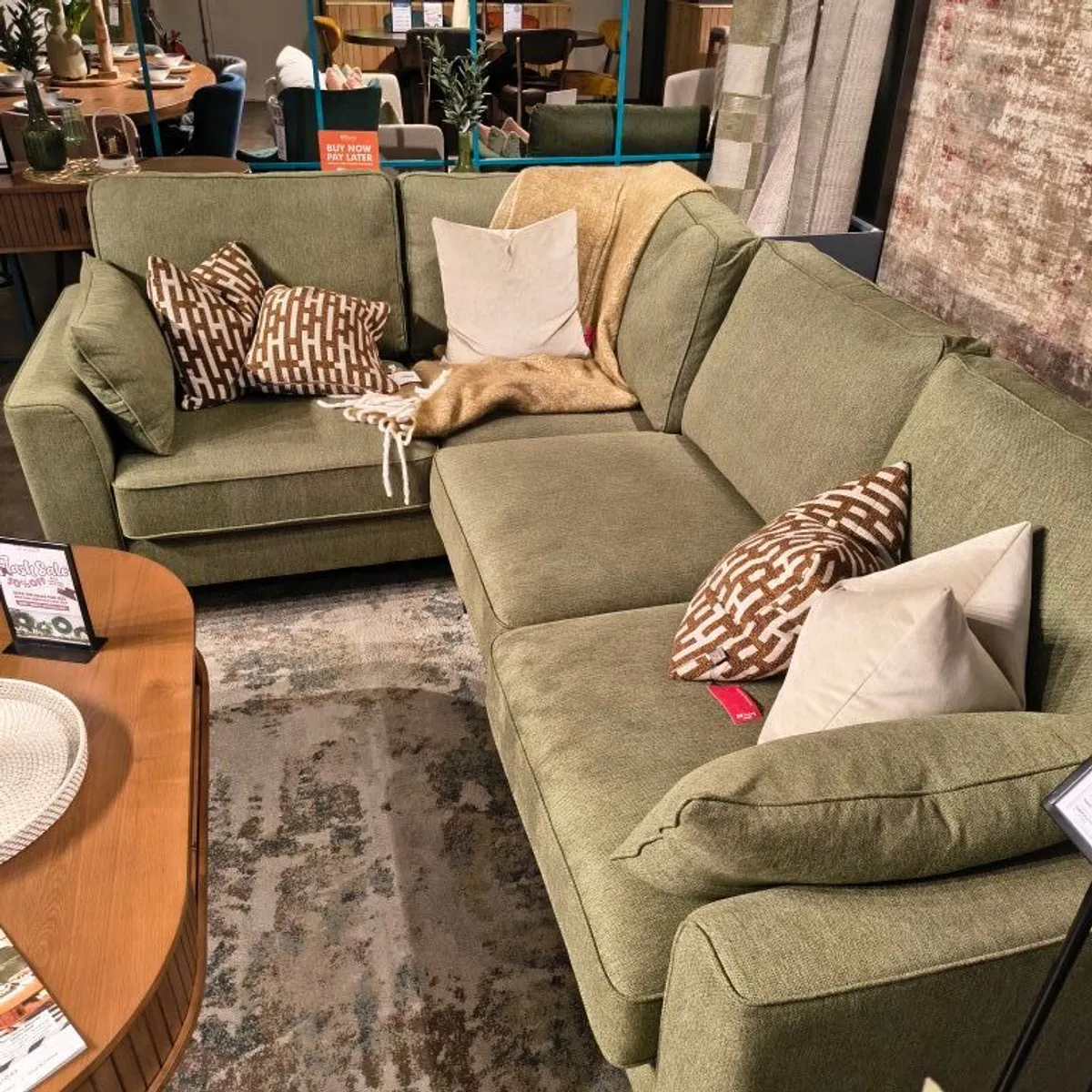 sofa - Image 3