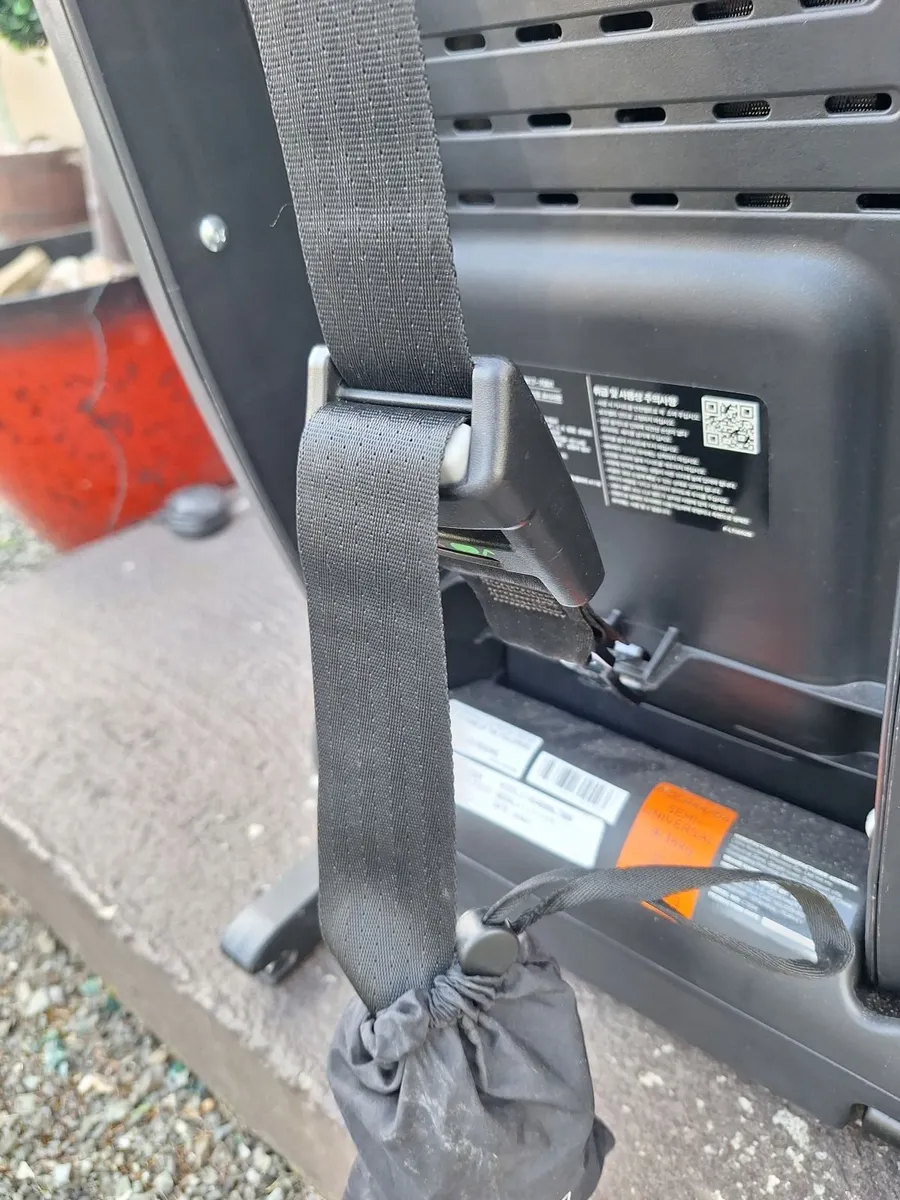 Joie high back isofix booster - Image 3