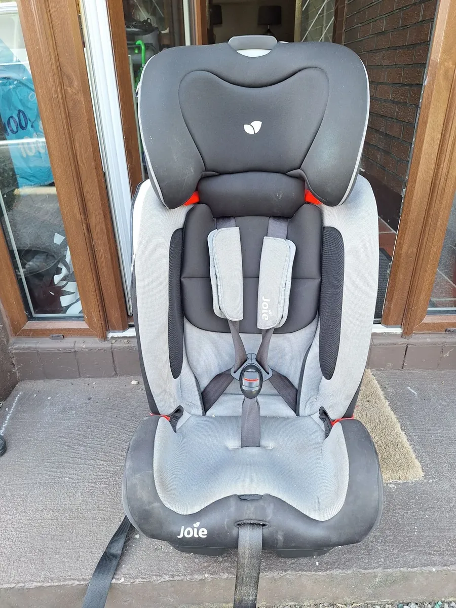 Joie high back isofix booster - Image 1