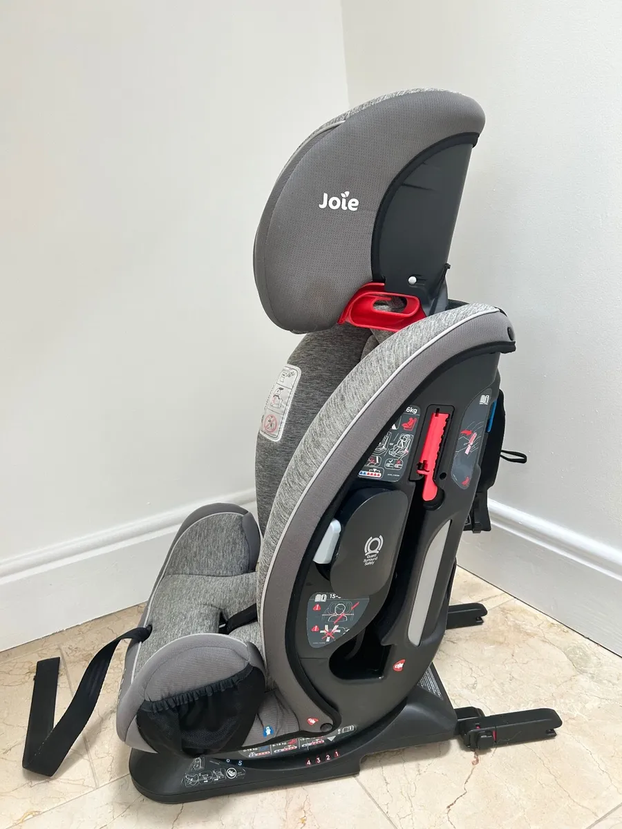 Joie Every Stage FX Car Seat (0–12 years) - Image 2