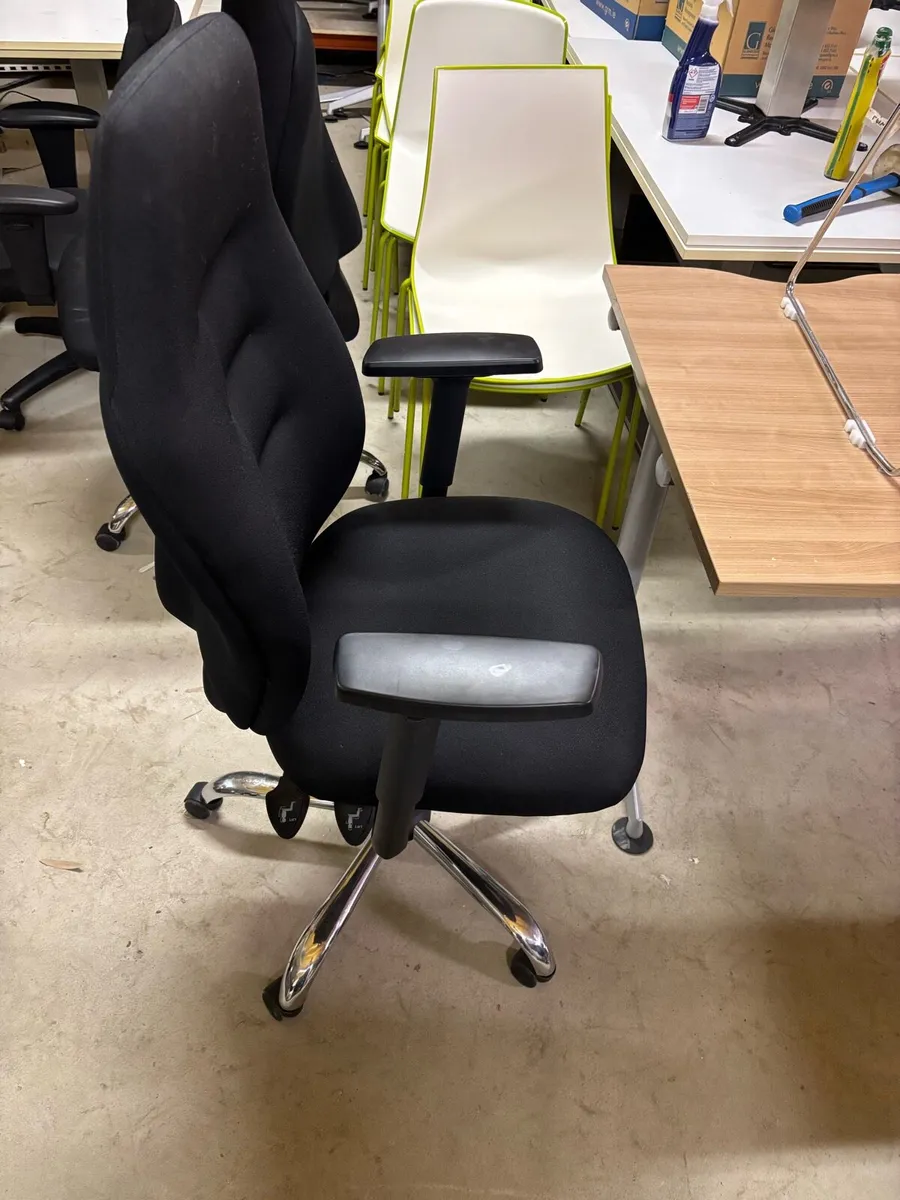 Managers high back chair - Image 4