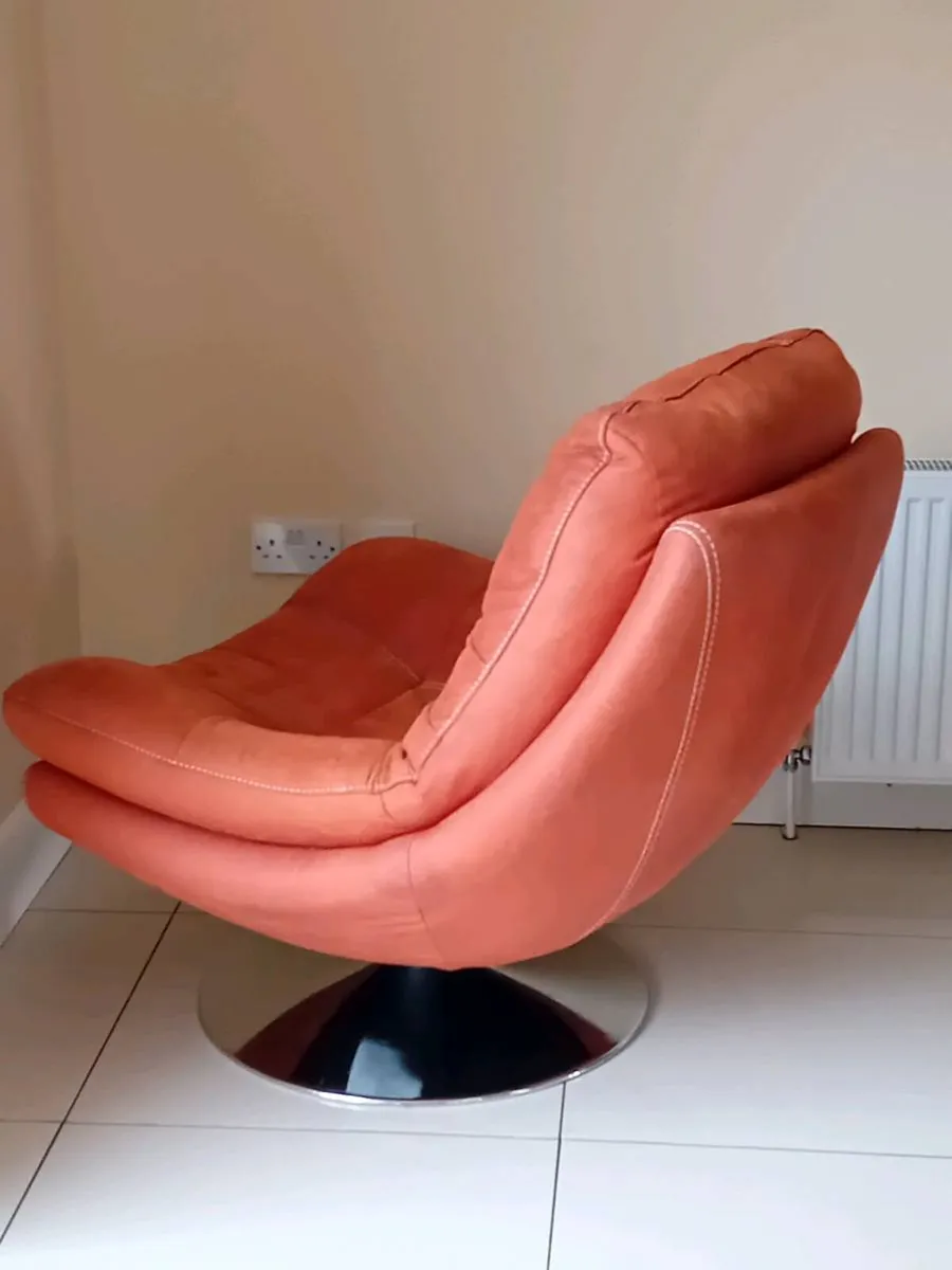 Swivel chair orange - Image 2