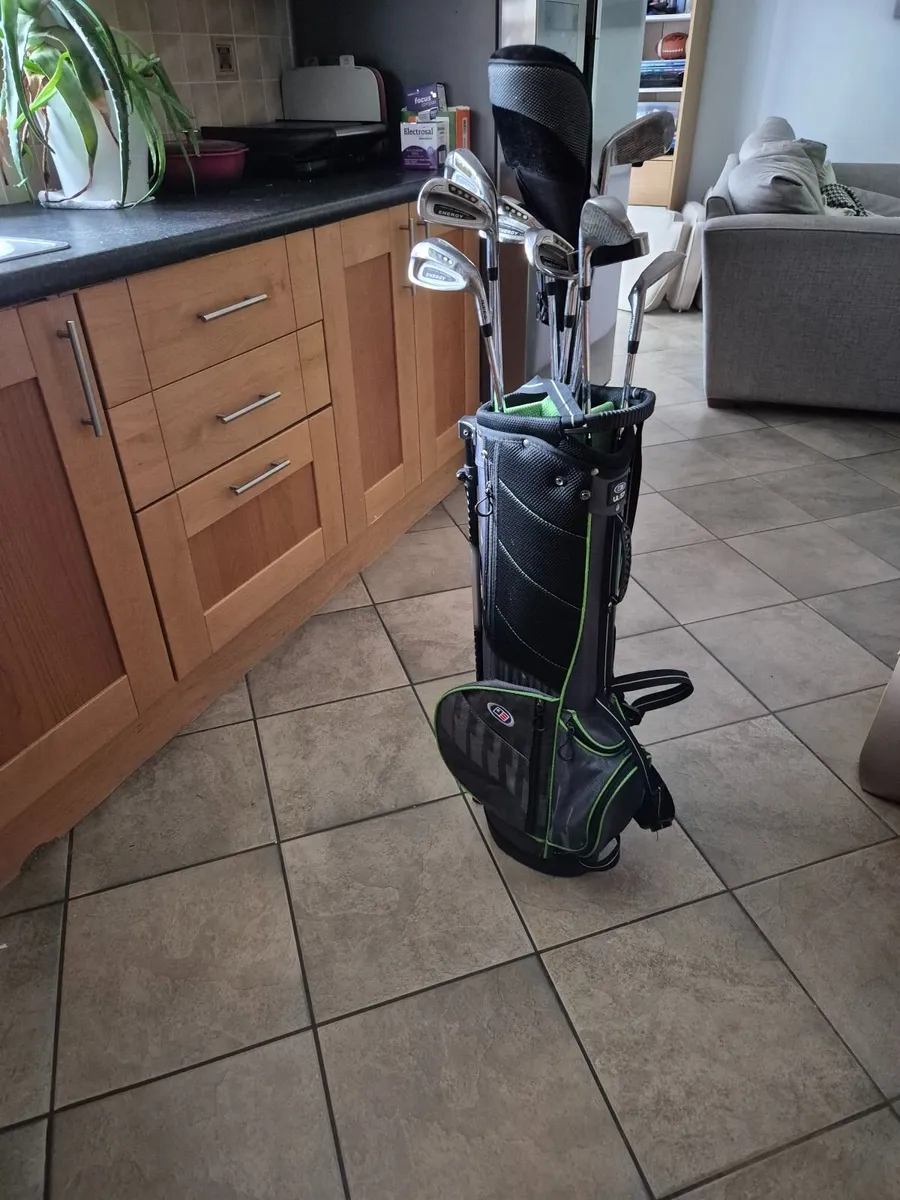 Golf clubs - Image 1