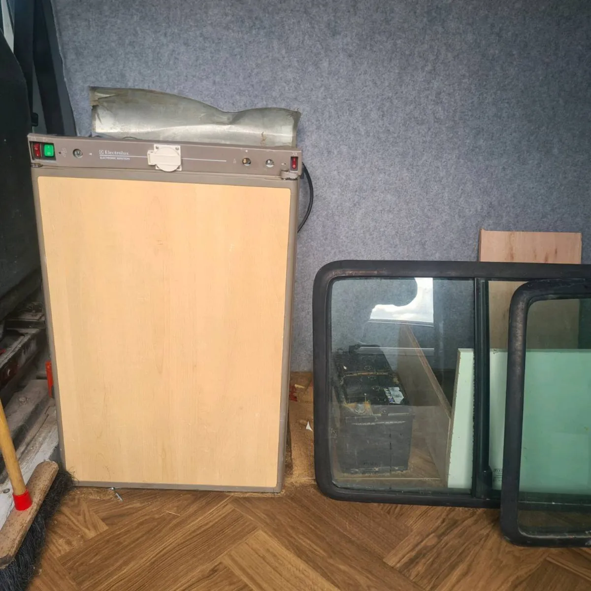 Three-way fridge