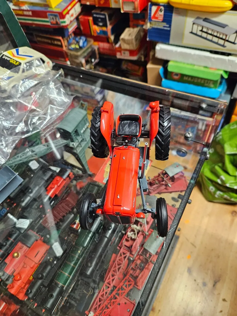 Britain's Universal Hobbies Massey Ferguson Tracto - Image 4