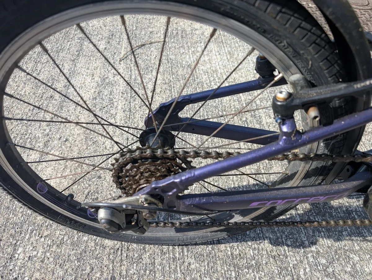 Girls hybrid bike - Image 4