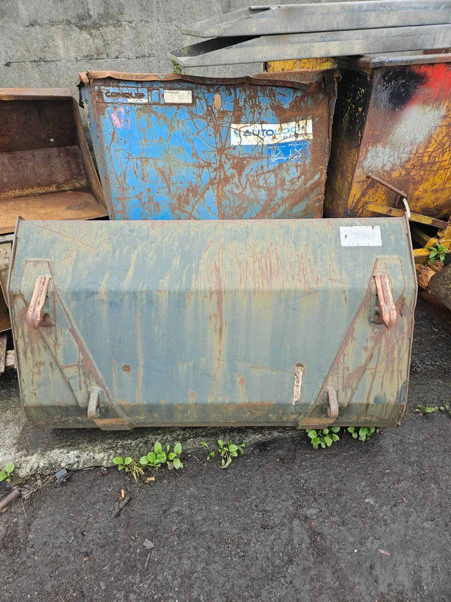 Loader bucket - Image 1