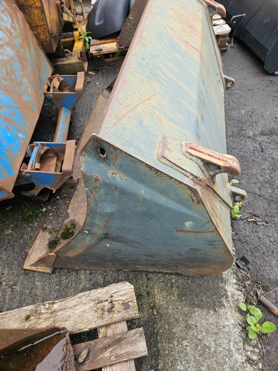 Loader bucket - Image 2