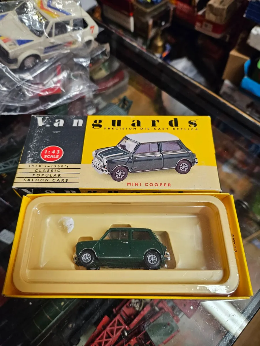 Corgi Vanguards Mini - Image 2