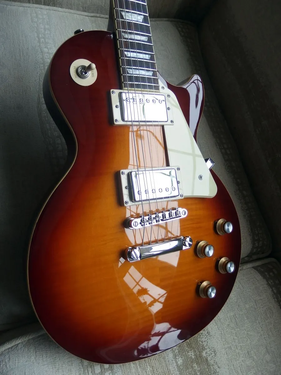 Les Paul Standard 60s in Pristine condition - Image 2