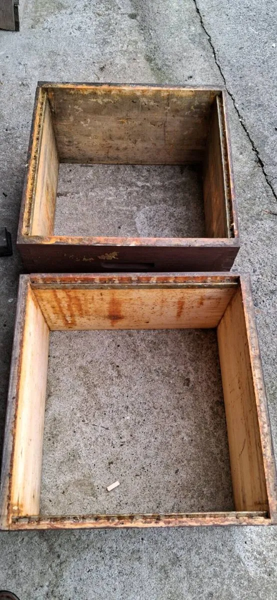 Two brood box one nuc box - Image 1