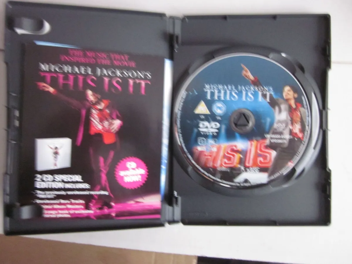 Michael Jackson's This Is It [Collector's Edition] - Image 3