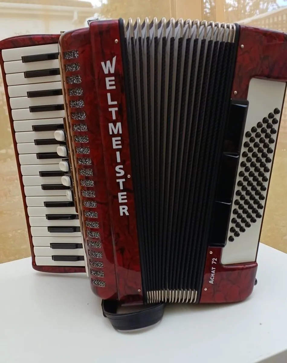 Weltmeister Achat 72 Bass - Image 1
