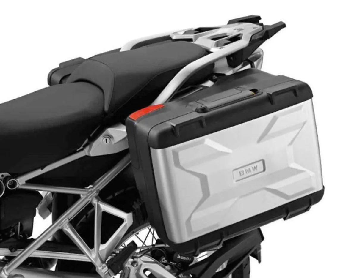 Wanted bmw vario bags - Image 2