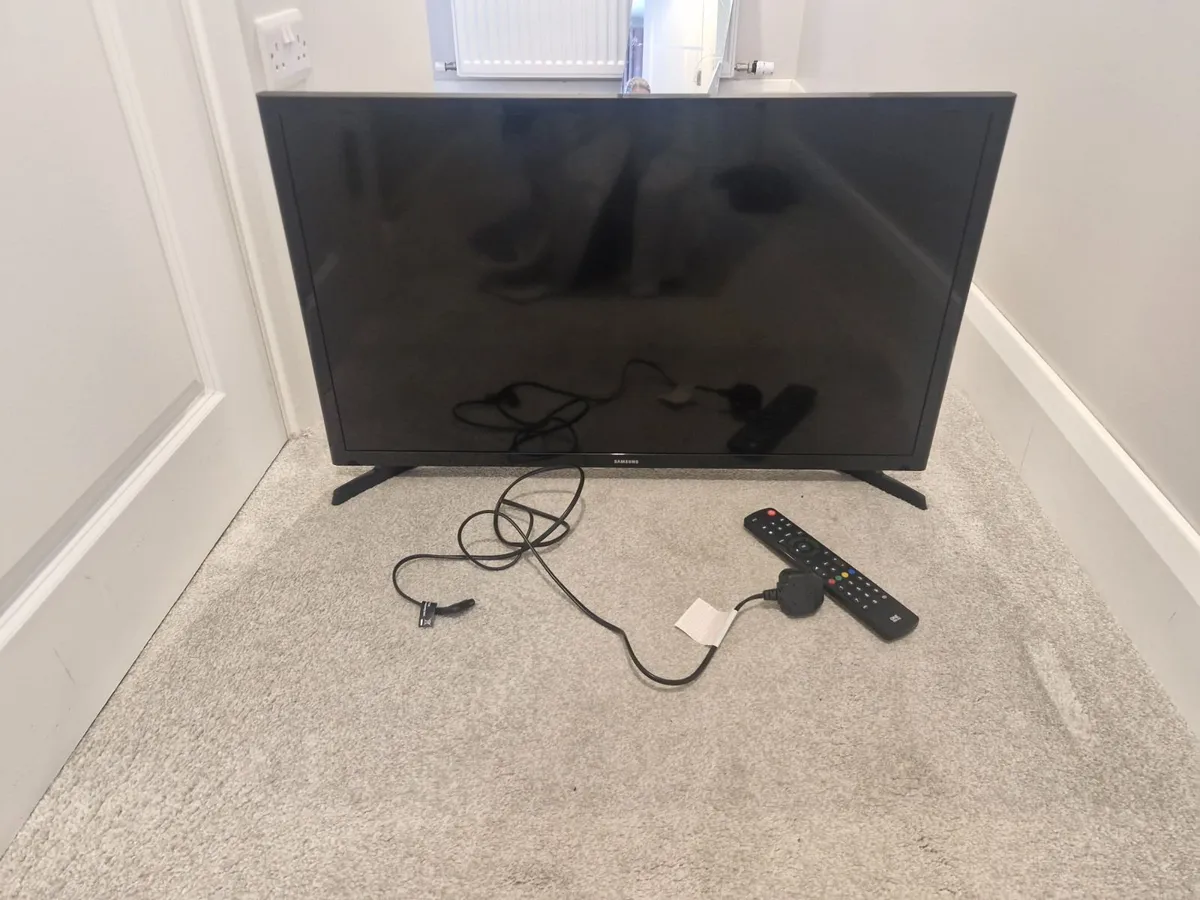 Samsung TV - Image 3