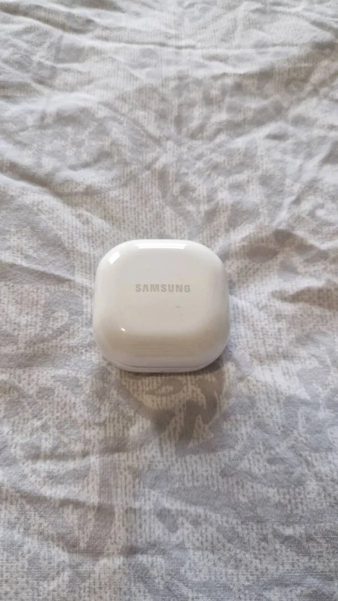 Samsung Buds 2 - Image 2