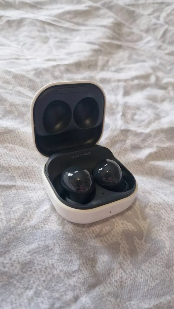 Samsung Buds 2 - Image 4