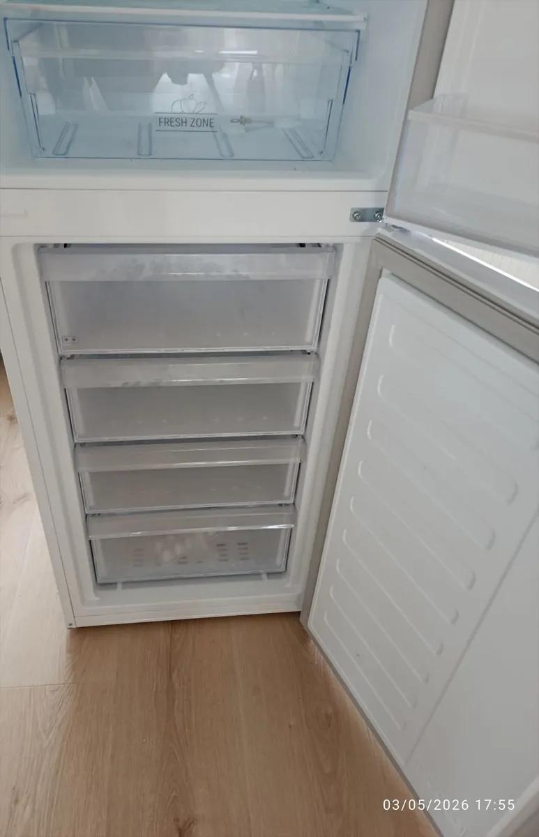 Fridge Freezer (Hotpoint) - Image 2