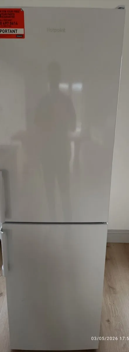 Fridge Freezer (Hotpoint) - Image 3