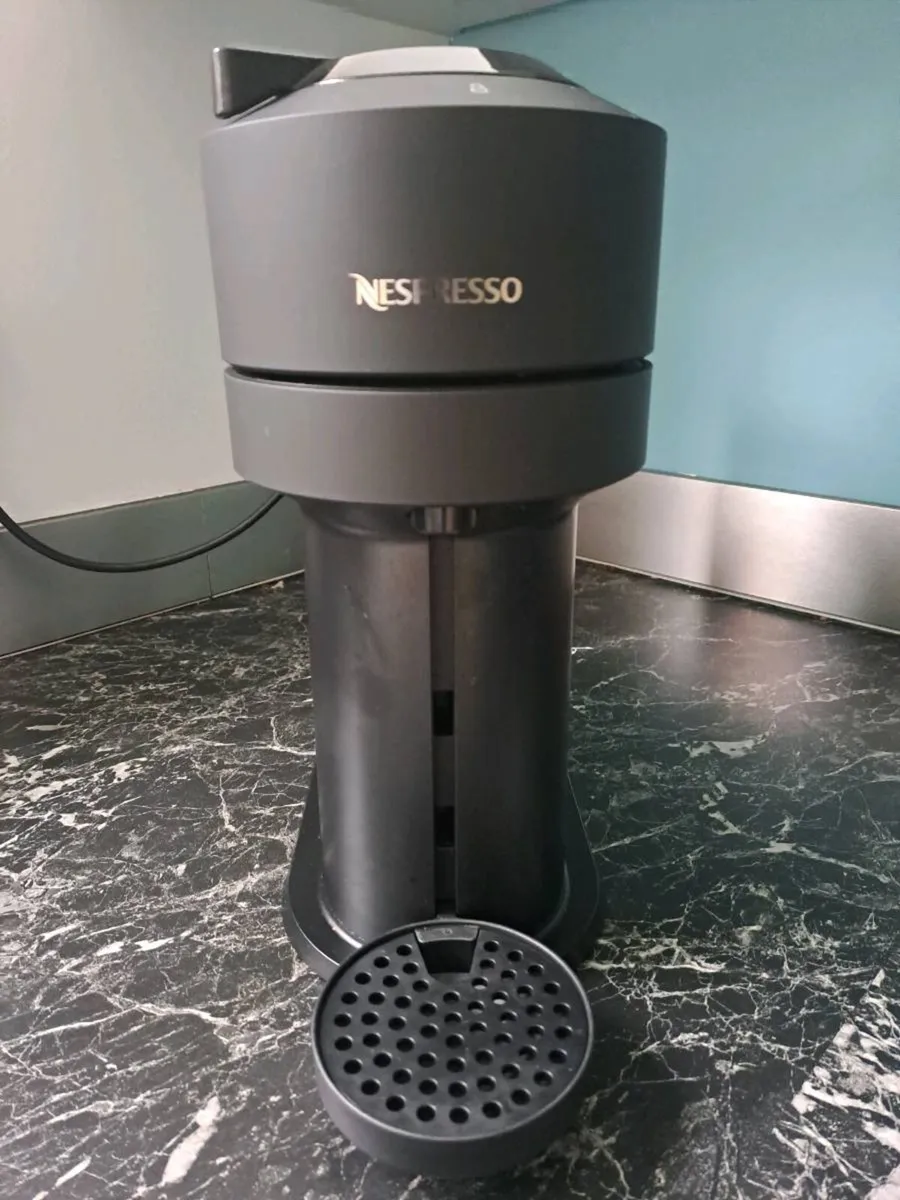 Nespresso virtuo + aeroccino - Image 3