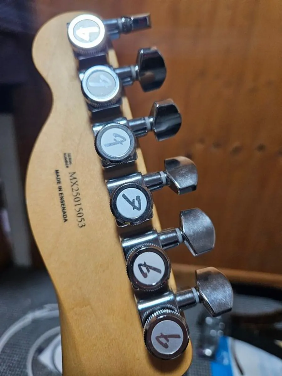 Fender player ii modified telecaster Upgraded with bareknuckle nomads - Image 4