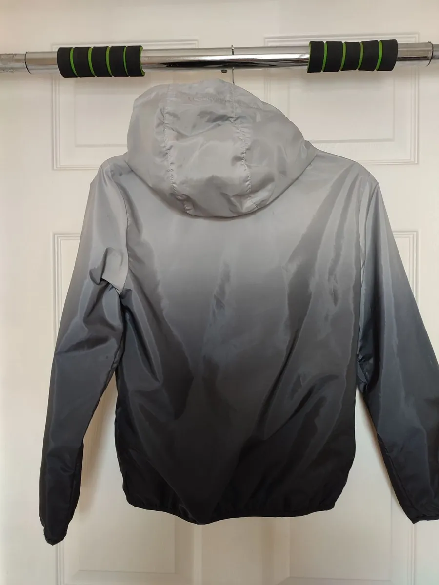 boys jacket=brand new - Image 2