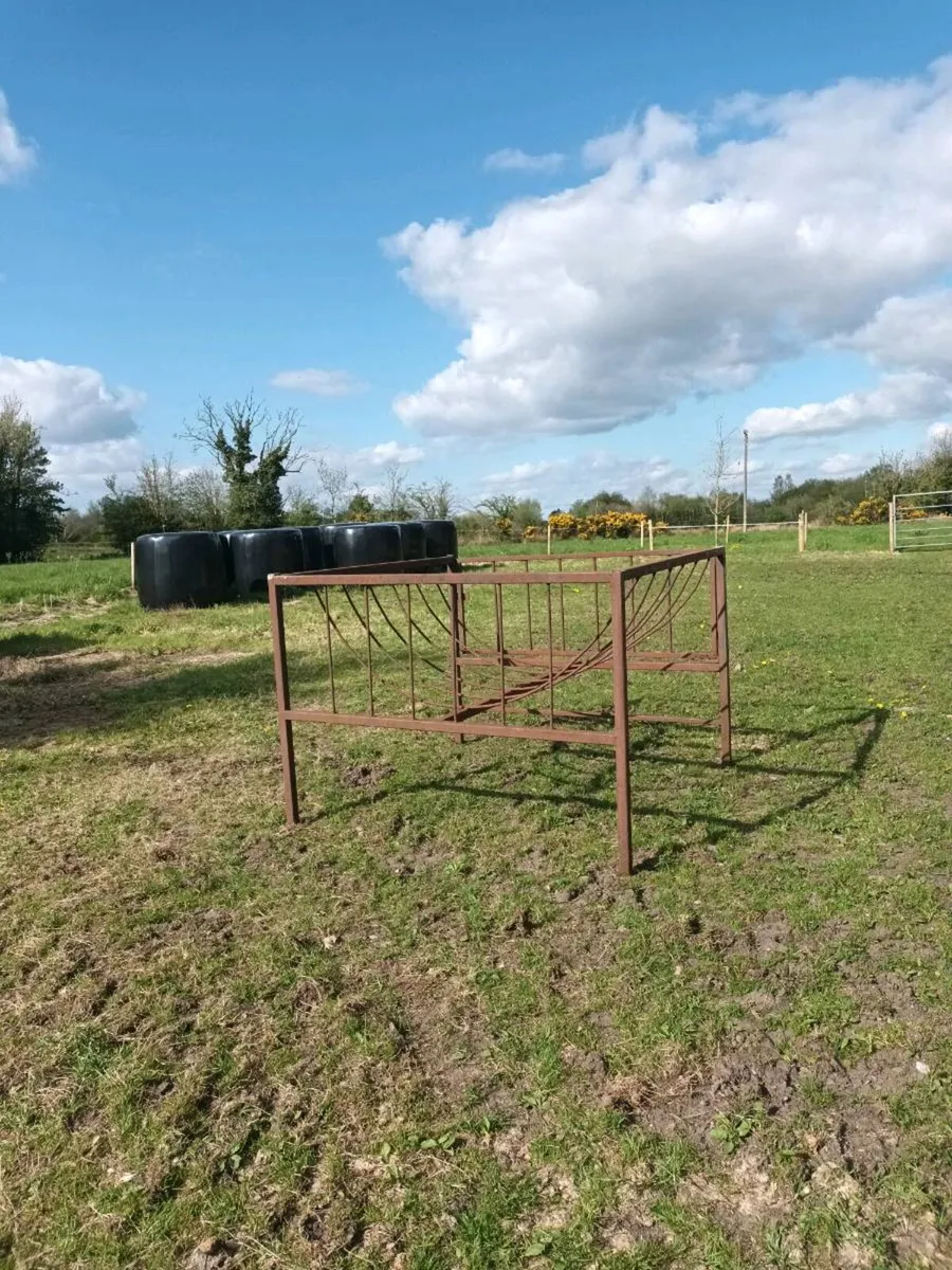 Sheep Hay Feeder - Image 1