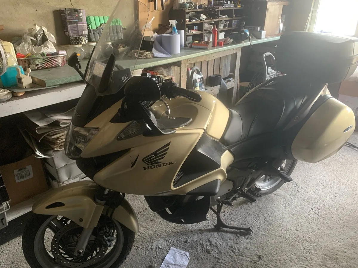 Motorbike - Image 4