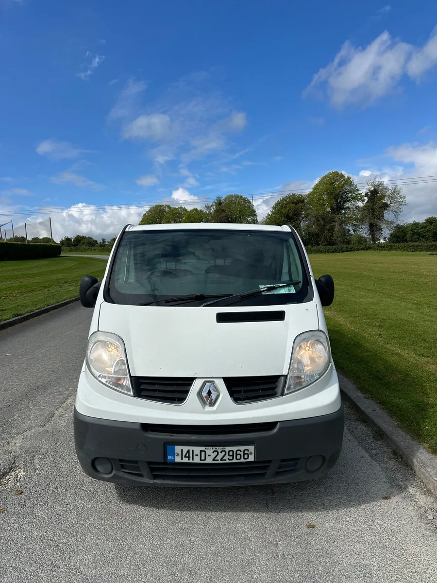 Renault Trafic 2014 DOE 06/26 - Image 2