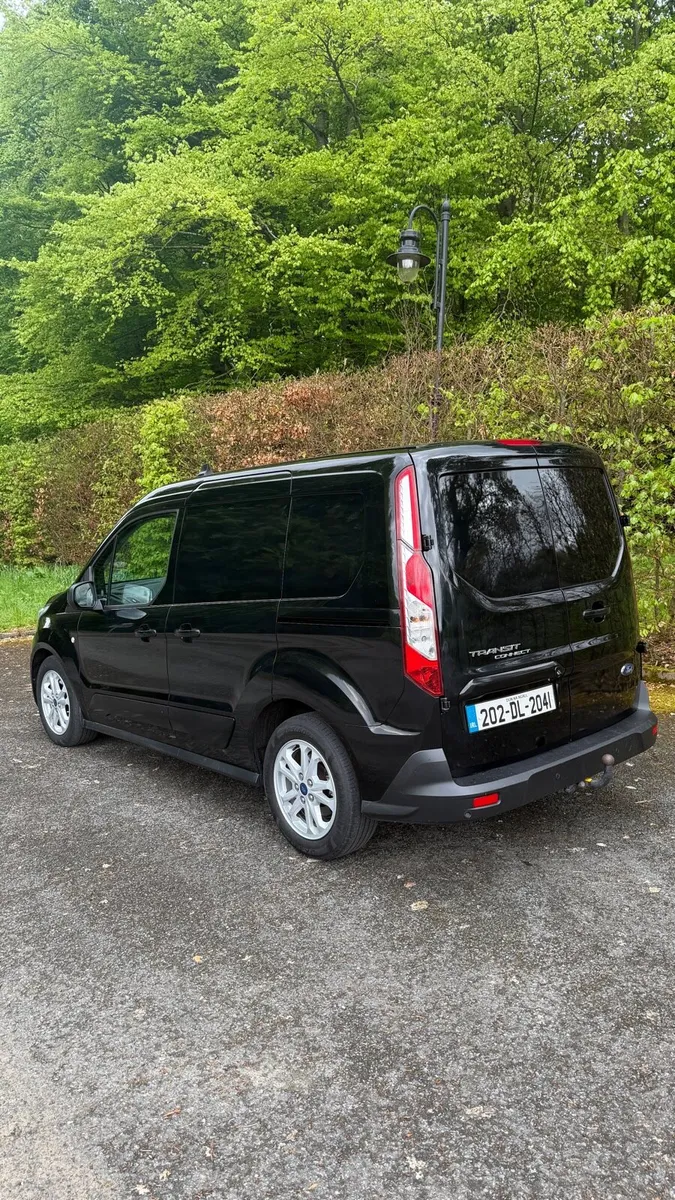 2020 Automatic Ford transit connect limited - Image 3