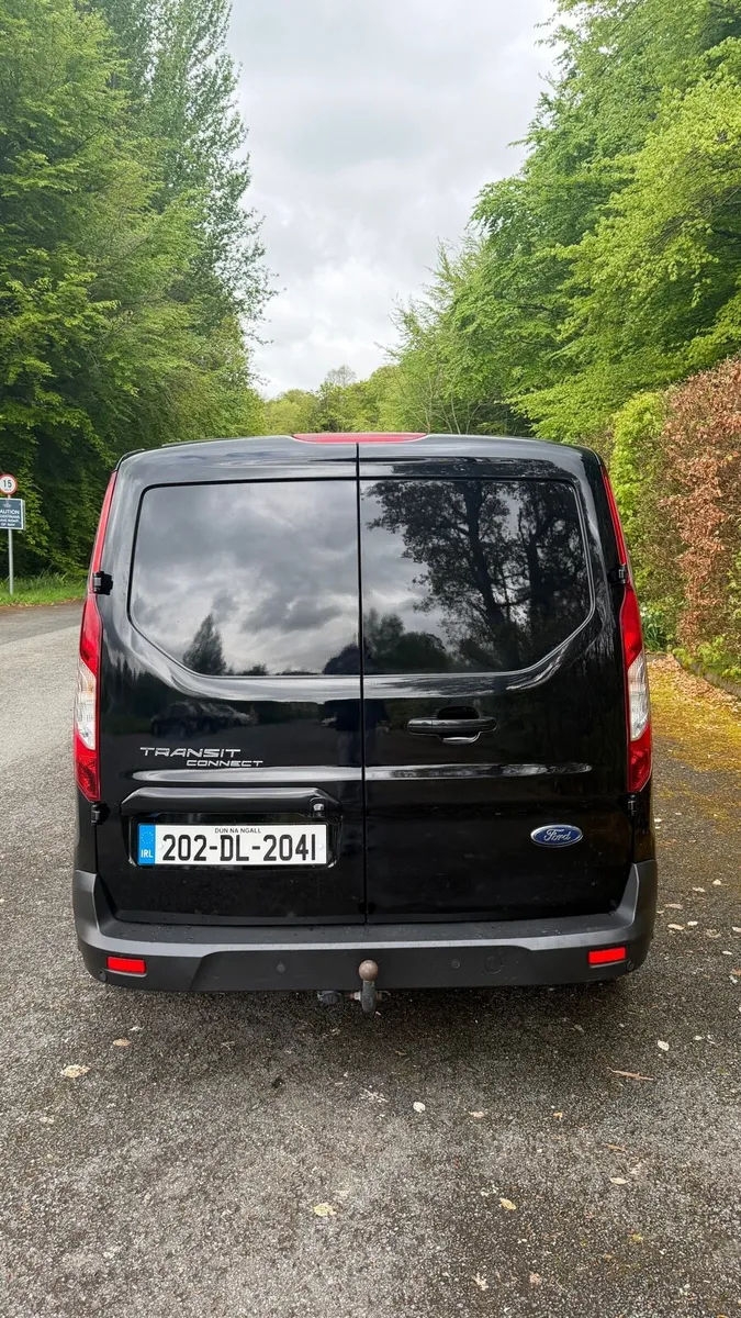 2020 Automatic Ford transit connect limited - Image 4