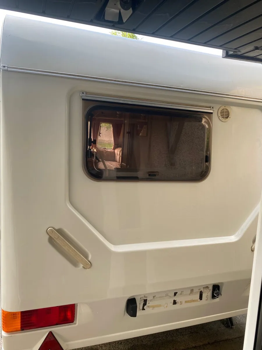 Caravan - Image 2