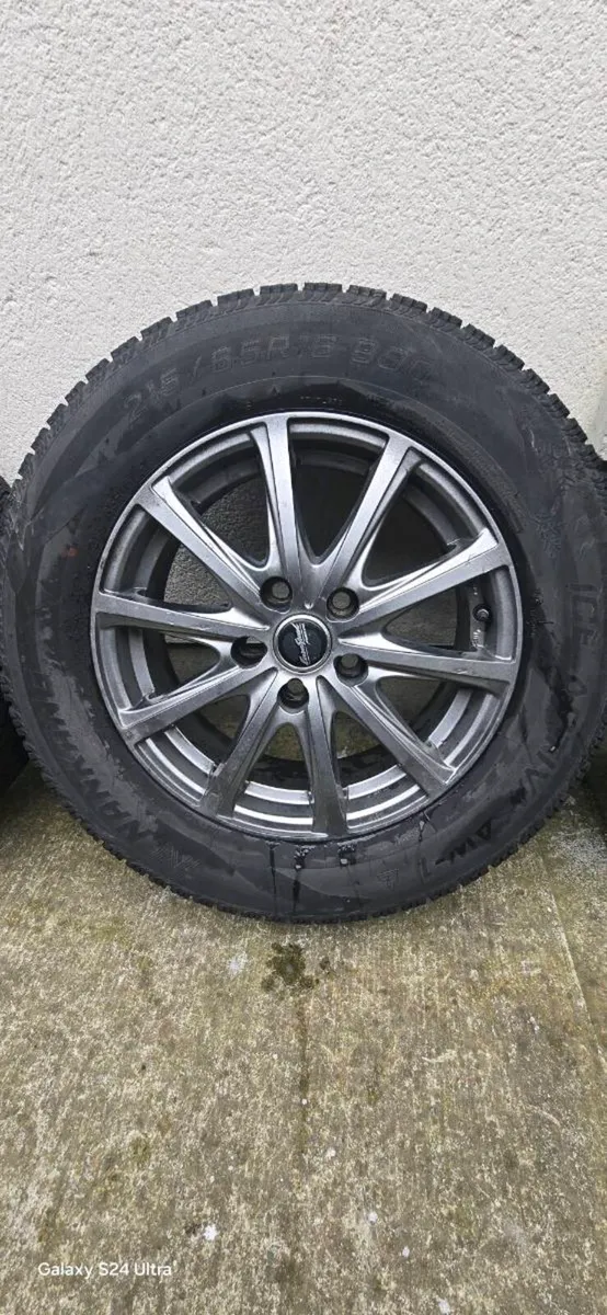For Sale: Set of 4 Wheels & Tires 🚗💨

​Size: 215 - Image 2