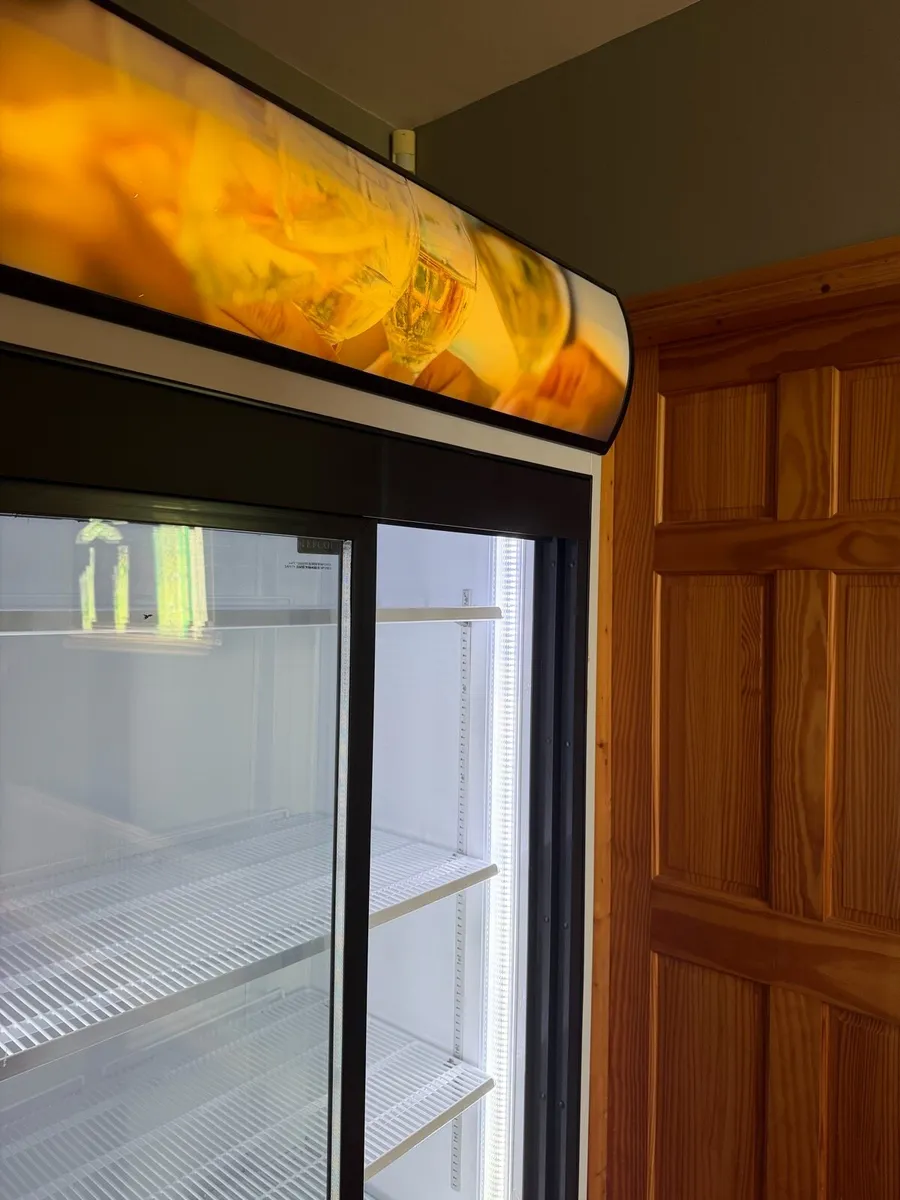 Commercial fridge - Image 3