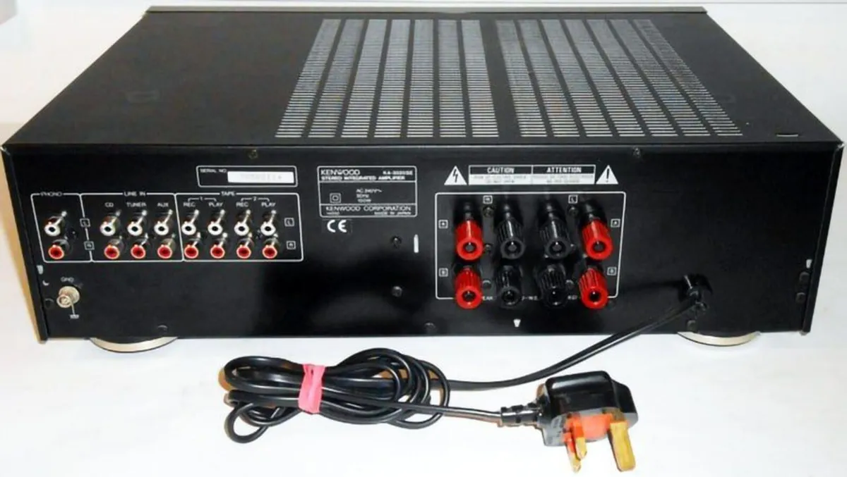 Amplifier Kenwood KA-3020SE. Japan - Image 1