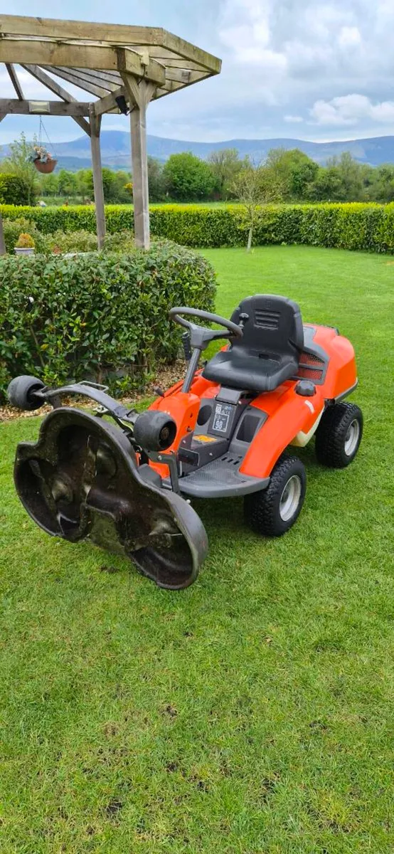 Front deck lawnmower - Image 4
