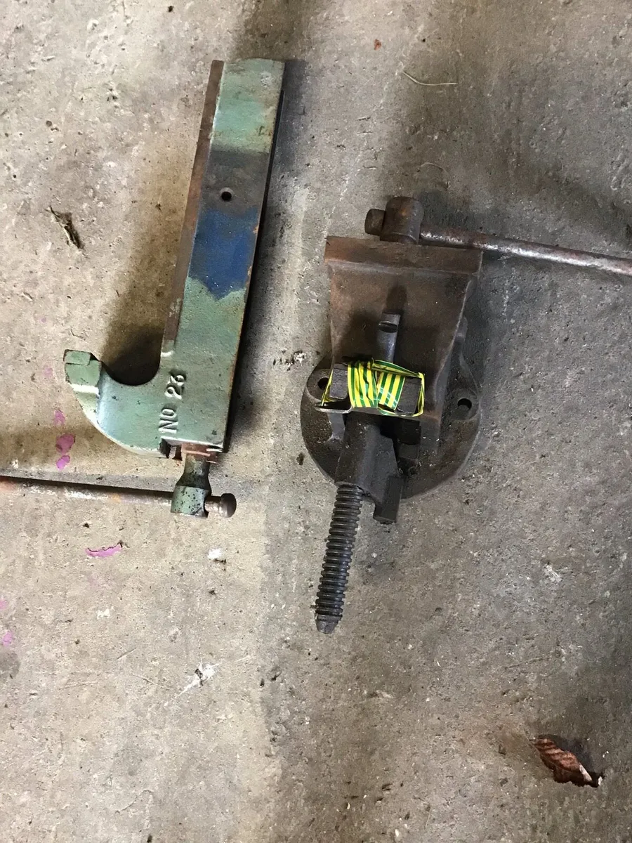 Record vice parts