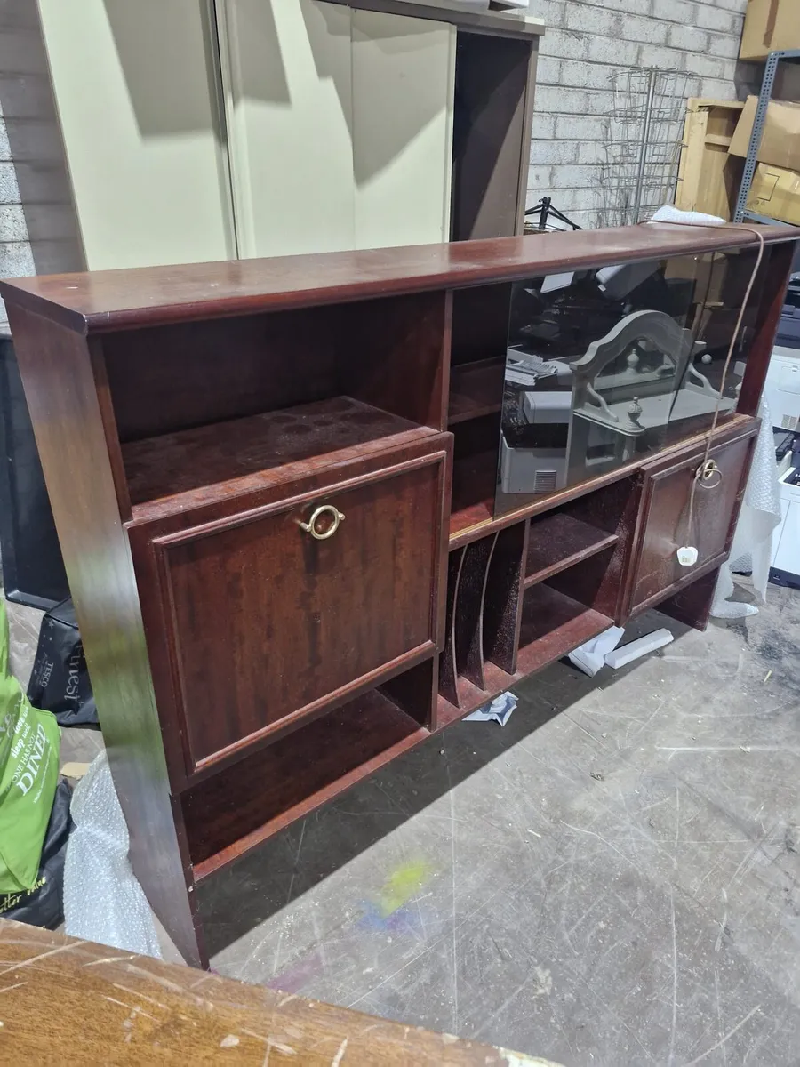 CONFERENCE ROOM CABINET DISPLAY - Image 4