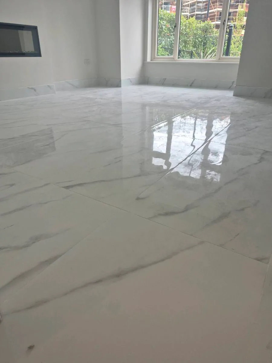 Tiler available - Image 1