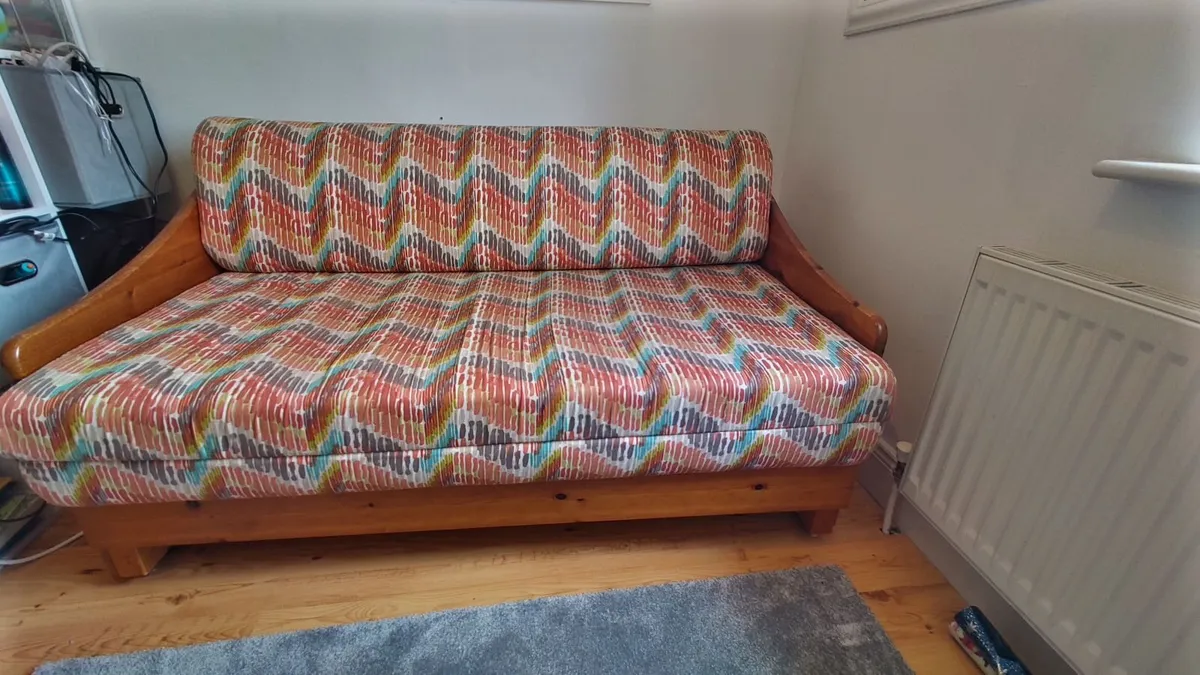 sofa - Image 1