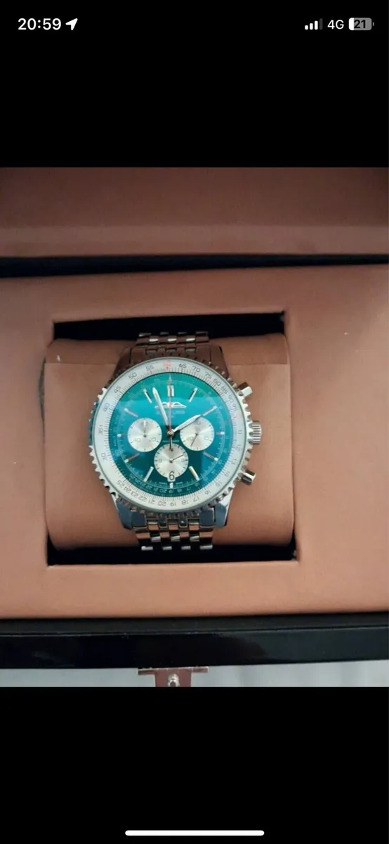 Lovely man’s watch bought year ago - Image 3