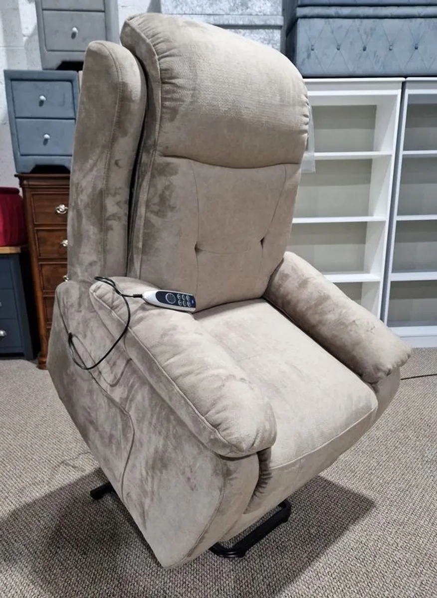 Lift & Rise Reclining Chair - Image 2