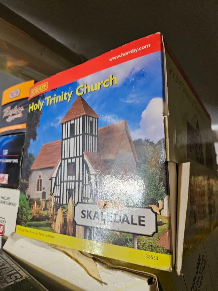 Hornby OO Gauge Skaledale Holy Trinity Church - Image 2
