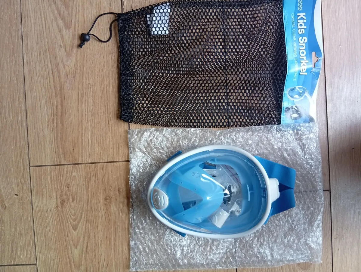 Brand New Quality Anti-Fog Snorkel Diving mask - Image 4