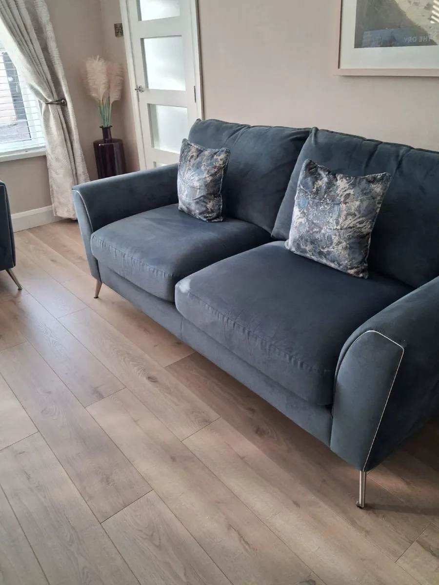 3 Seater Couch with Matching Armchair - Image 2