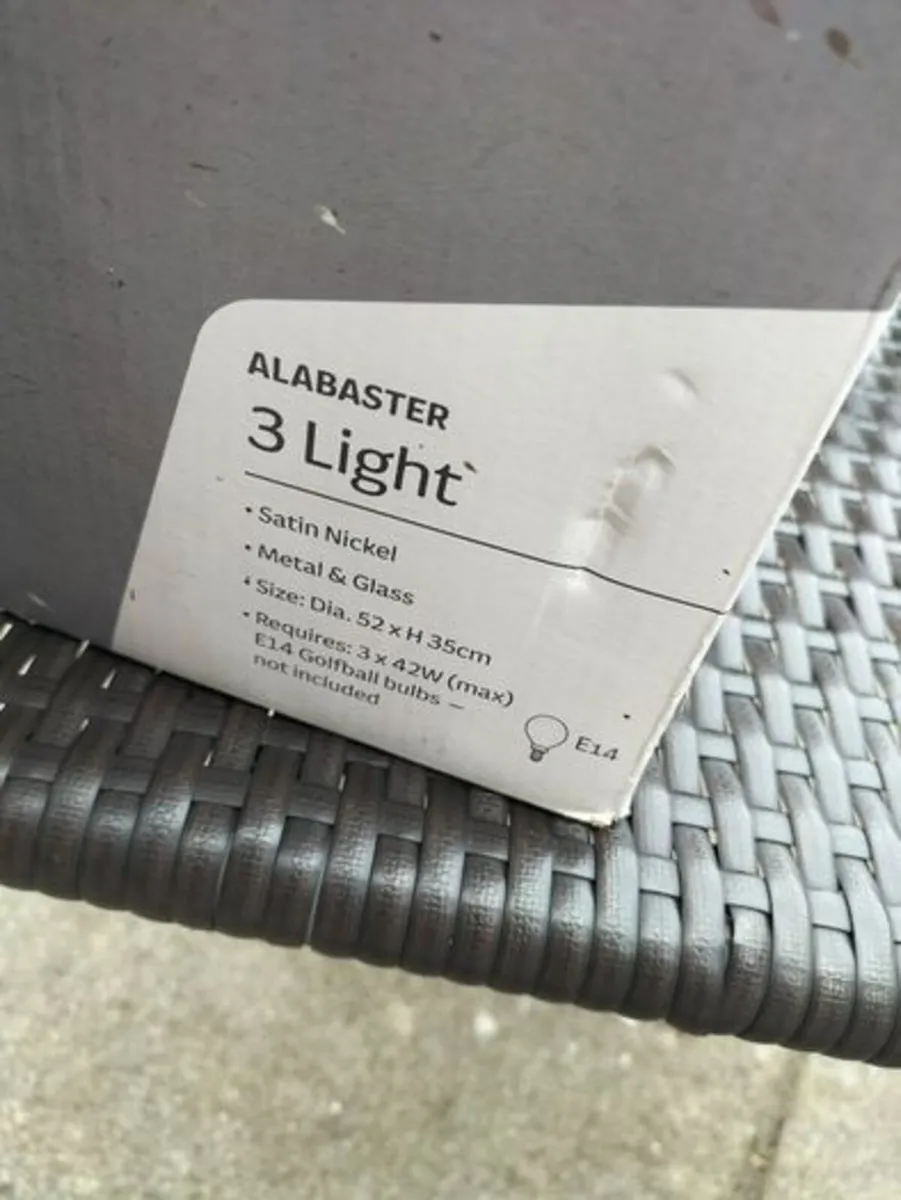 Light fitting - Image 1