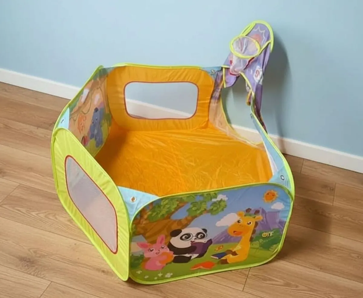 Kids Jungle Play Tent – Like New, Never Used - Image 1