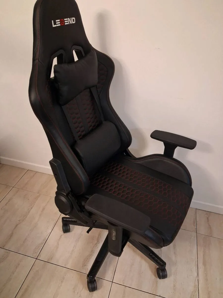 gaming chair from the Legend series. - Image 2